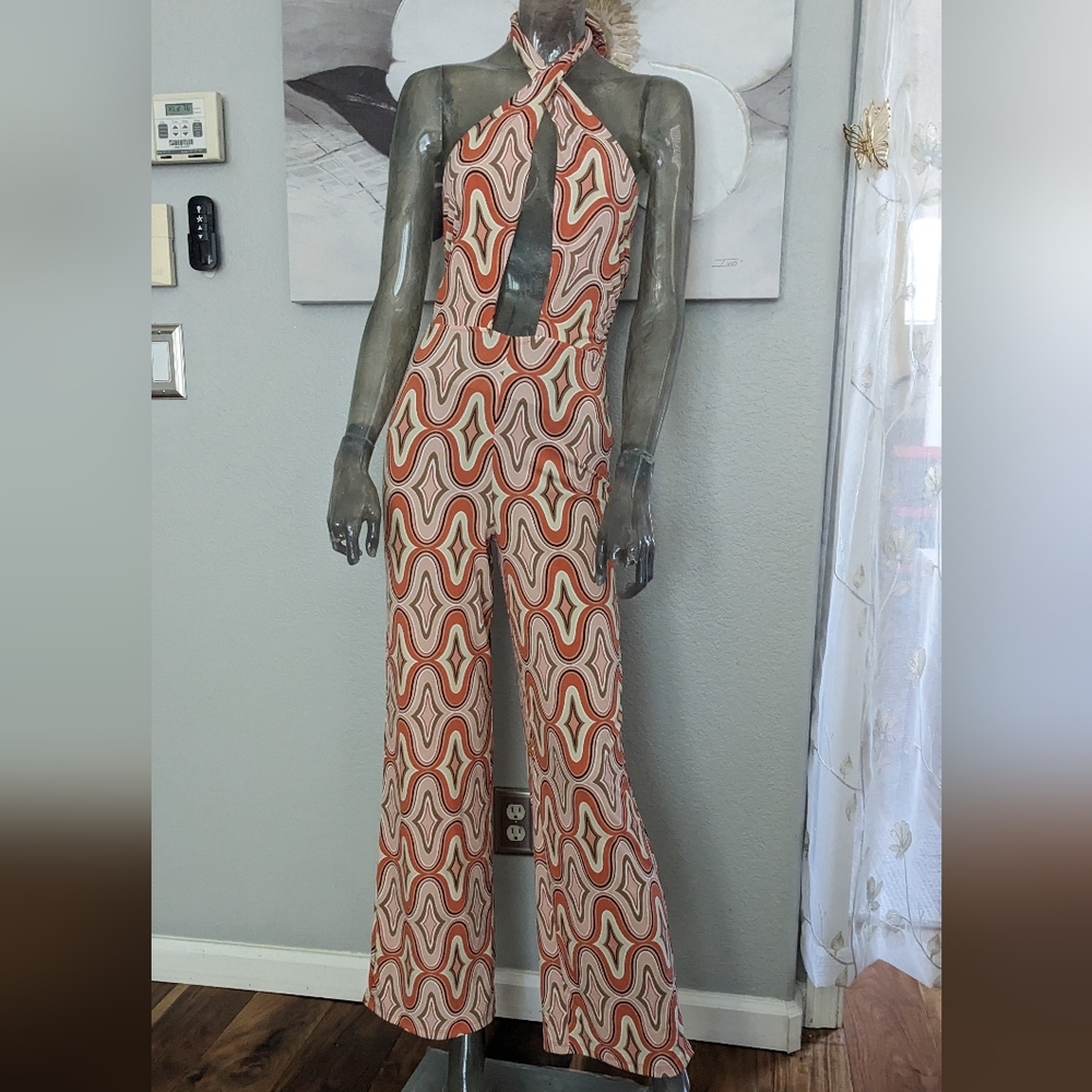 Forever 21 Retro Romper / Jumpsuit  Size Small Nwt ❤️
